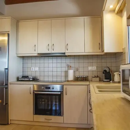 Дом отдыха Dp Homes Paros Angairia